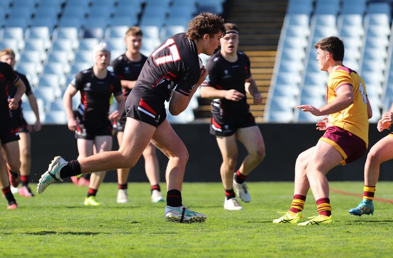 SBC ENDEAVOUR vs HOLY CROSS