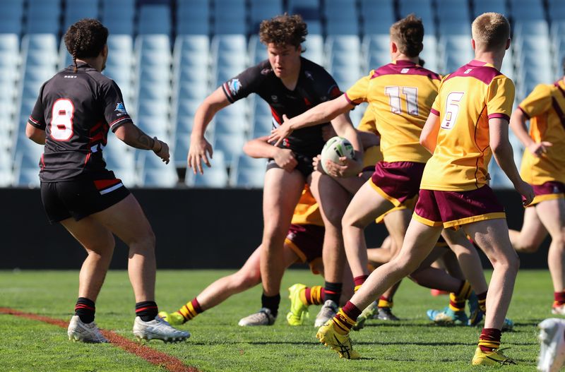 SBC ENDEAVOUR vs HOLY CROSS