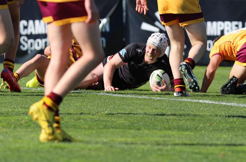 SBC ENDEAVOUR vs HOLY CROSS