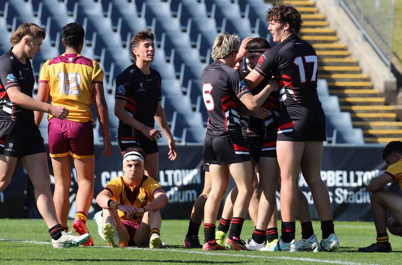 SBC ENDEAVOUR vs HOLY CROSS