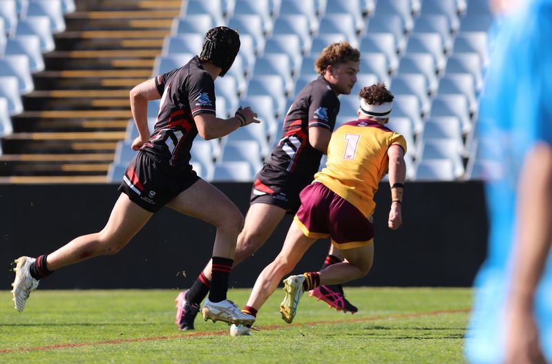 SBC ENDEAVOUR vs HOLY CROSS