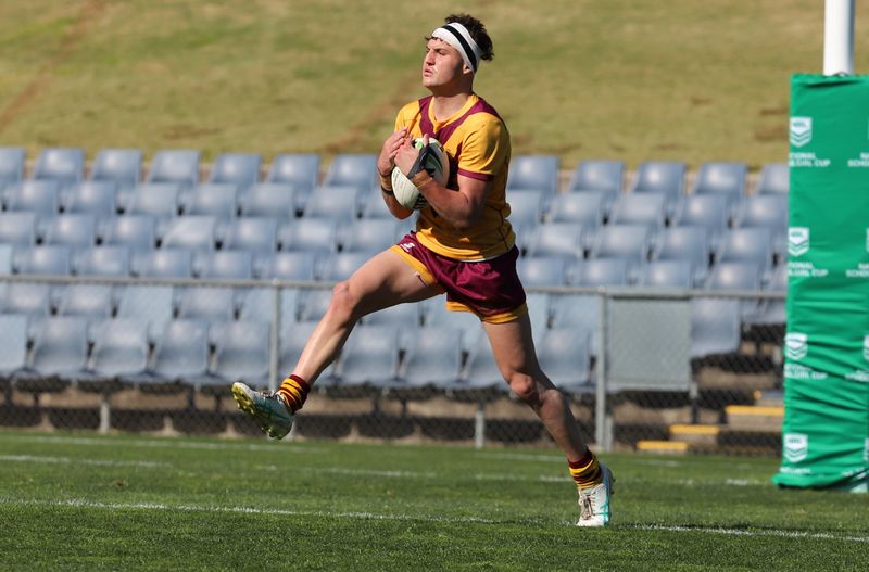 SBC ENDEAVOUR vs HOLY CROSS