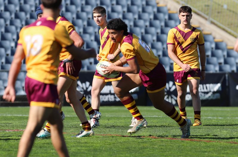 SBC ENDEAVOUR vs HOLY CROSS