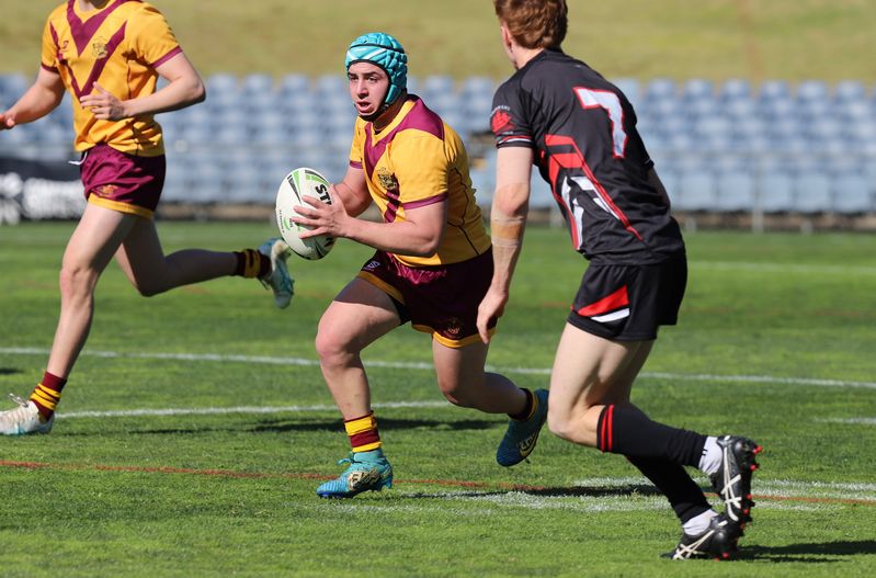 SBC ENDEAVOUR vs HOLY CROSS