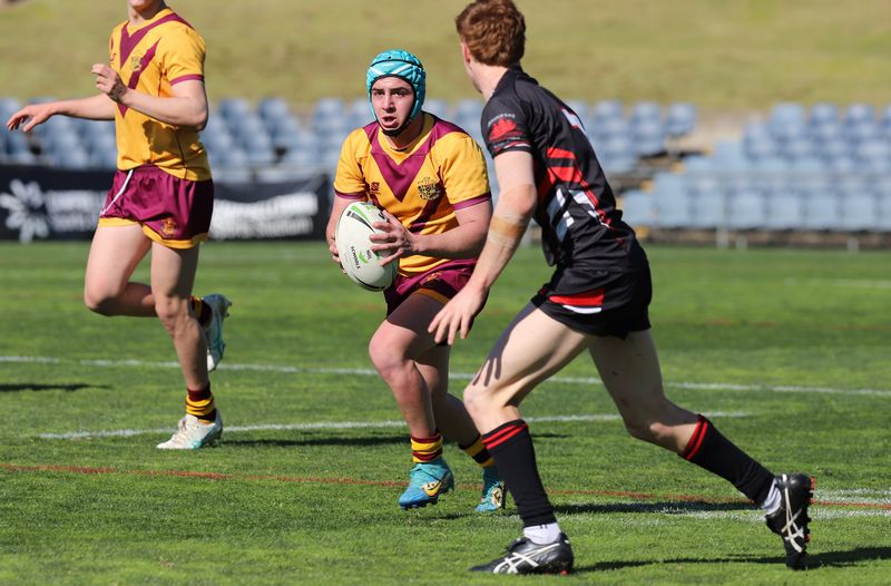 SBC ENDEAVOUR vs HOLY CROSS
