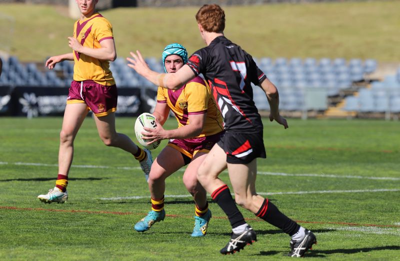 SBC ENDEAVOUR vs HOLY CROSS
