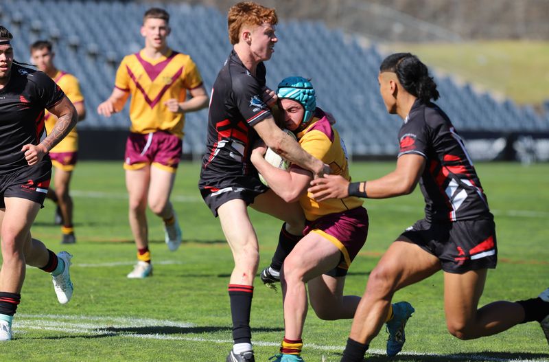 SBC ENDEAVOUR vs HOLY CROSS