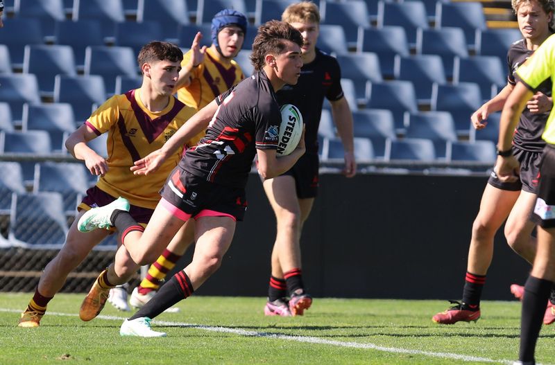 SBC ENDEAVOUR vs HOLY CROSS