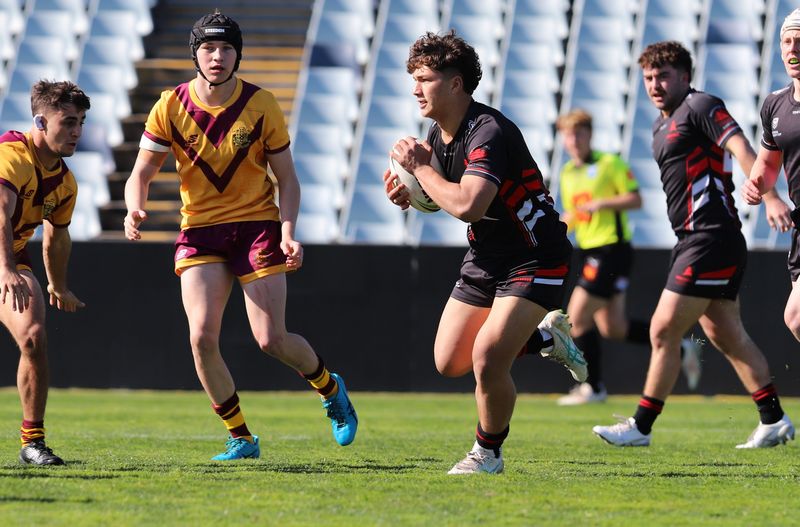 SBC ENDEAVOUR vs HOLY CROSS