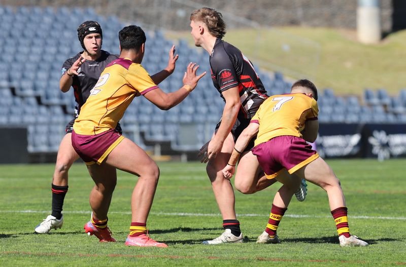 SBC ENDEAVOUR vs HOLY CROSS