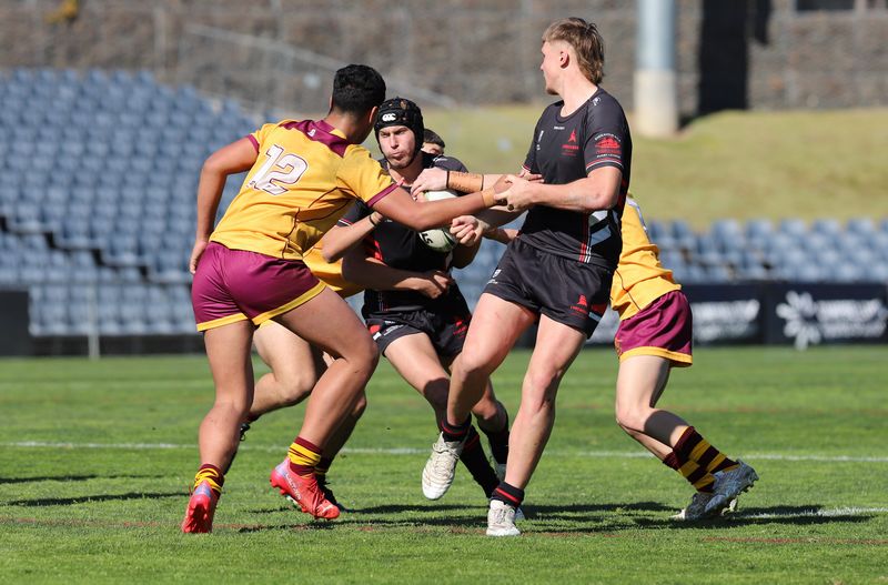 SBC ENDEAVOUR vs HOLY CROSS