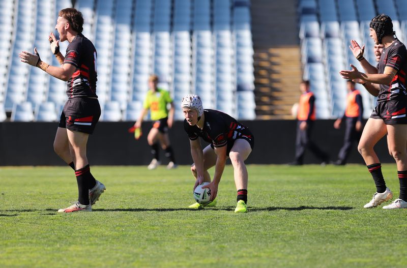 SBC ENDEAVOUR vs HOLY CROSS