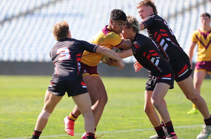 SBC ENDEAVOUR vs HOLY CROSS