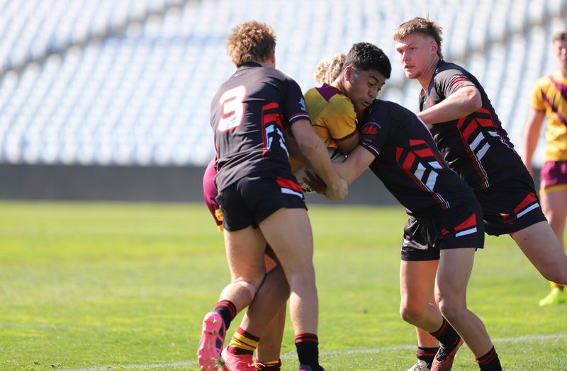 SBC ENDEAVOUR vs HOLY CROSS
