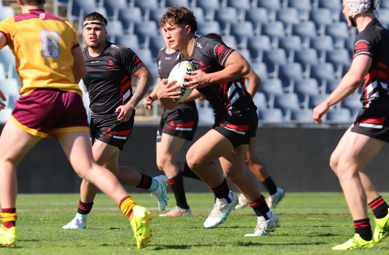 SBC ENDEAVOUR vs HOLY CROSS