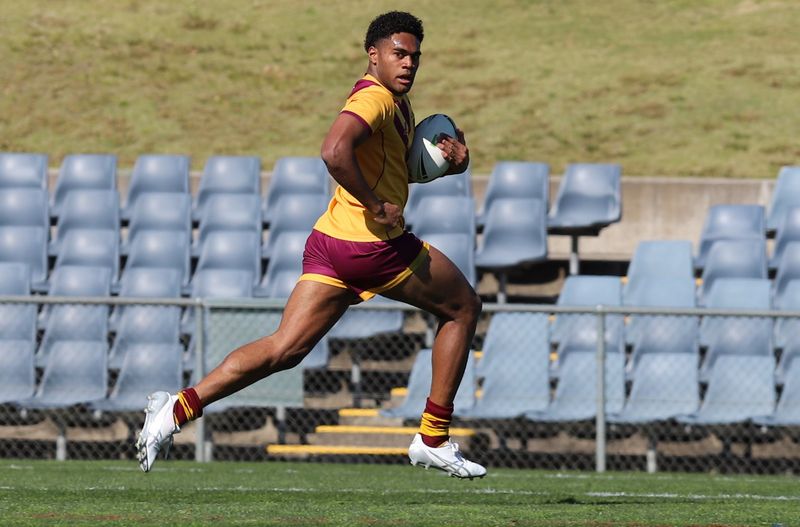 SBC ENDEAVOUR vs HOLY CROSS