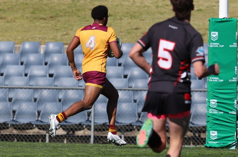 SBC ENDEAVOUR vs HOLY CROSS