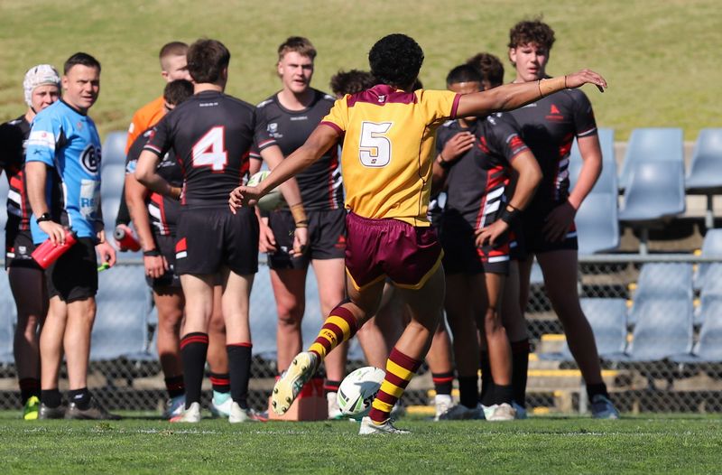 SBC ENDEAVOUR vs HOLY CROSS