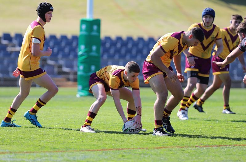 SBC ENDEAVOUR vs HOLY CROSS