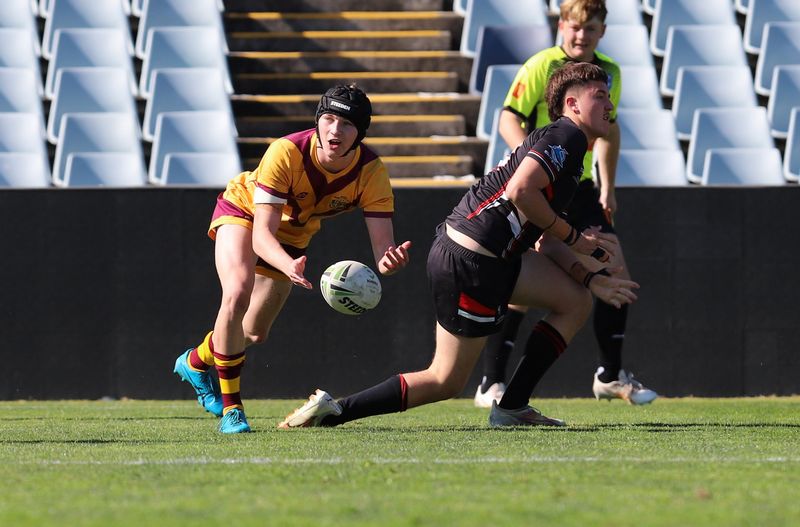 SBC ENDEAVOUR vs HOLY CROSS