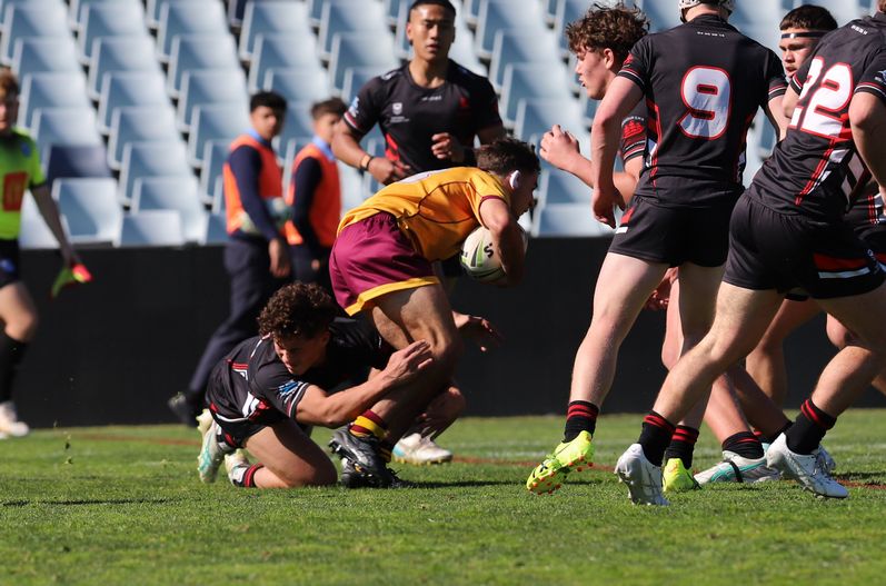 SBC ENDEAVOUR vs HOLY CROSS