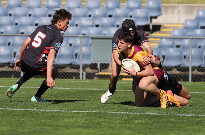 SBC ENDEAVOUR vs HOLY CROSS