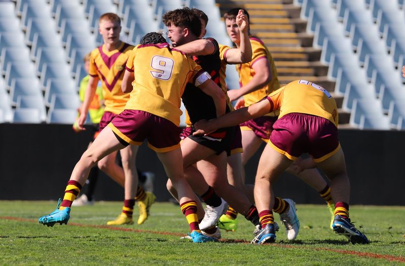 SBC ENDEAVOUR vs HOLY CROSS