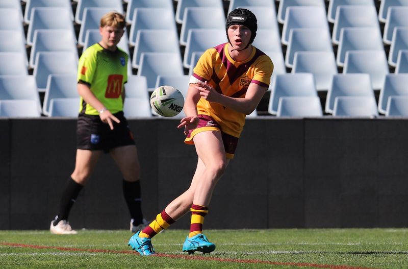SBC ENDEAVOUR vs HOLY CROSS