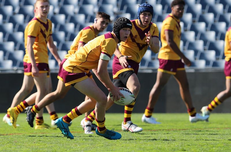 SBC ENDEAVOUR vs HOLY CROSS