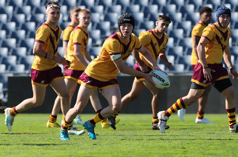SBC ENDEAVOUR vs HOLY CROSS