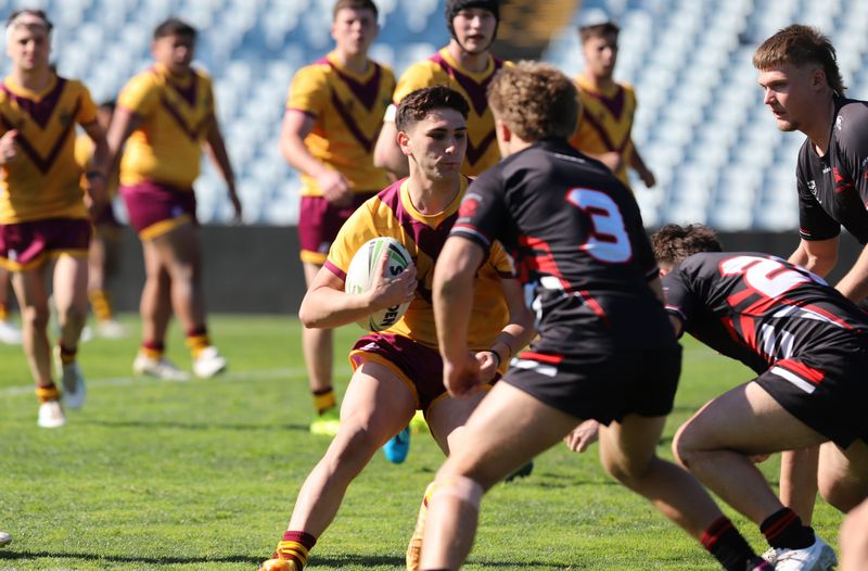 SBC ENDEAVOUR vs HOLY CROSS