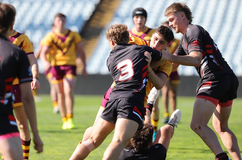 SBC ENDEAVOUR vs HOLY CROSS