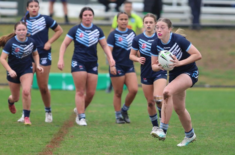 Schoolgirl Cup MATRAVILLE vs HILLS