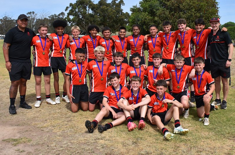 Endeavour win Michael Buttner Shield (Photo : Endeavour SHS)