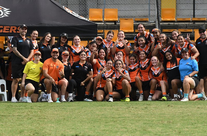 Wests Tigers Tarsha Gale Cup team (Photo : Wests Tigers)