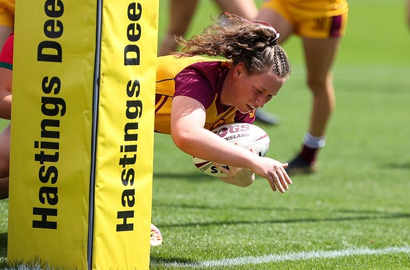 Queensland Country u17s dive in for a great try in Round 1 of the QRL City v Country U17s Girls match at Moreton Daily Stadium on Saturday (Photo : QRL)